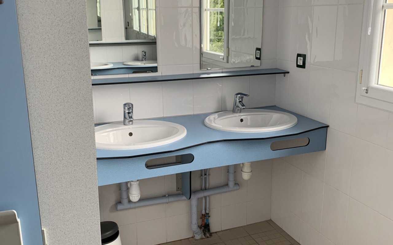 La Vadastine 11 sdb étage